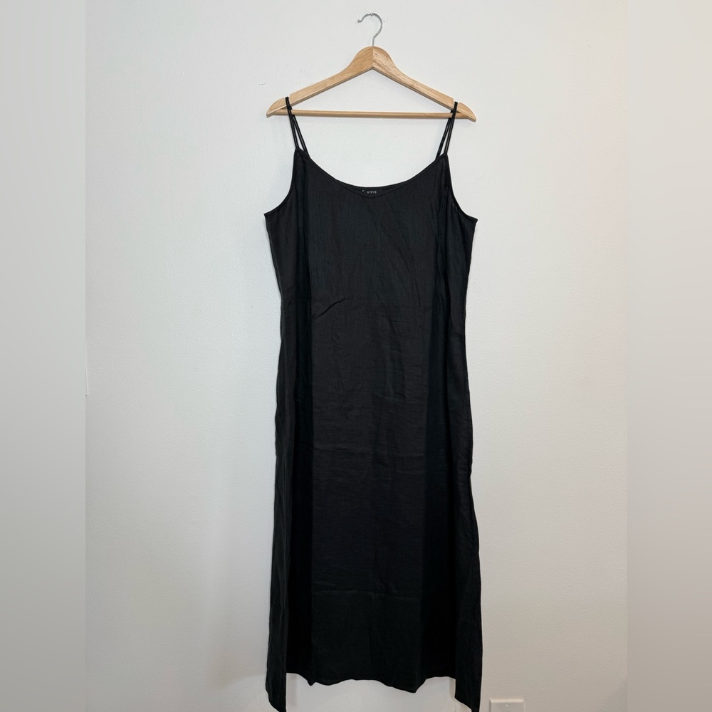 VIVID 100% Linen Spaghetti Strap Scoop Neck Maxi Dress in black size 1X